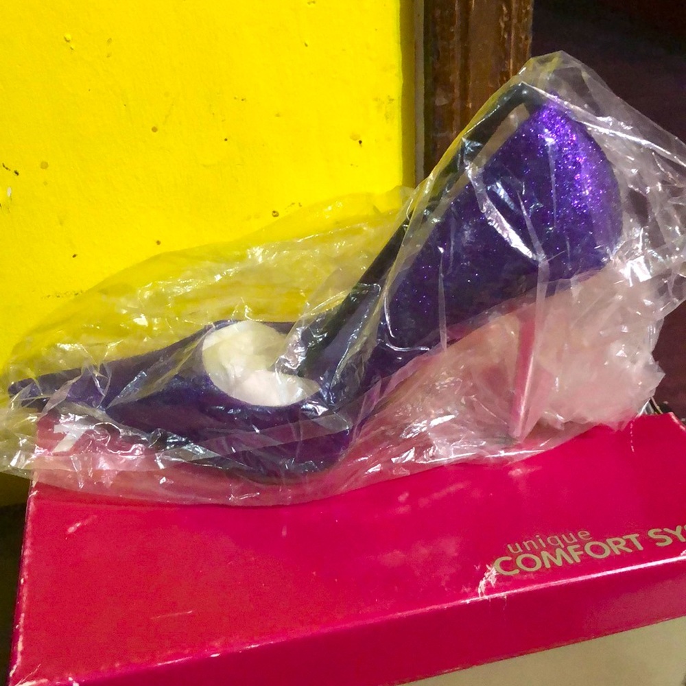 Woman dress shoes